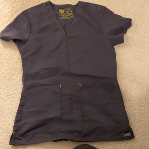 Figs, dark grey, two-pocket scrub top